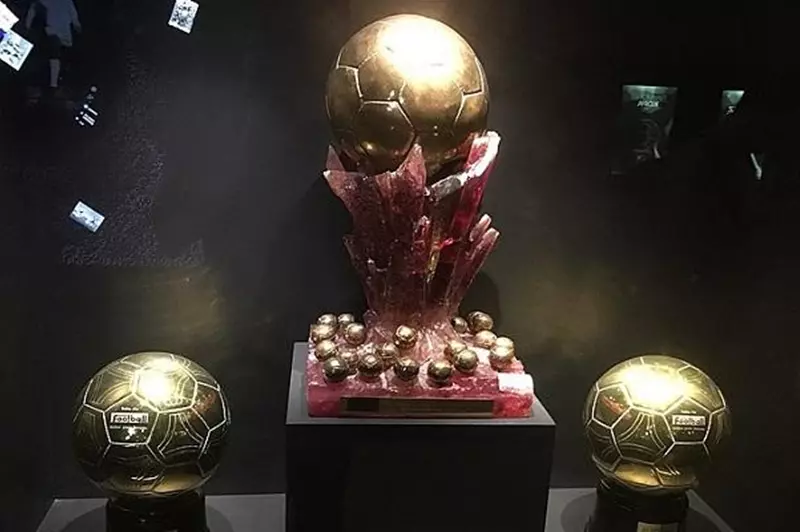 الكرة الذهبية السوبر